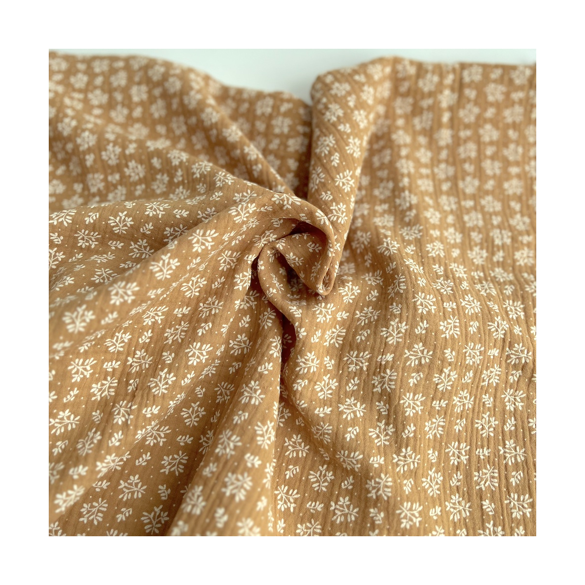 Double gaze de coton Meesya fond camel à motifs Batikou - 6