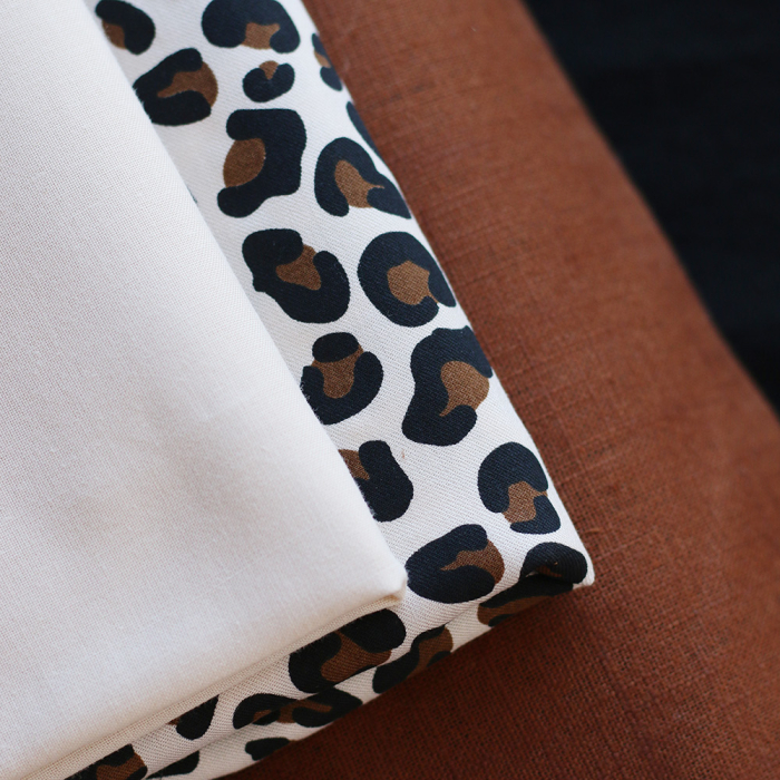 Lea - Viscose écru imprimé exclusif Graou