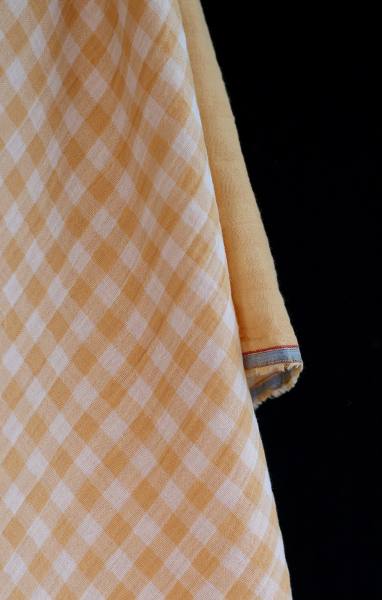 Double gaze de coton réversible vichy jaune blé 2