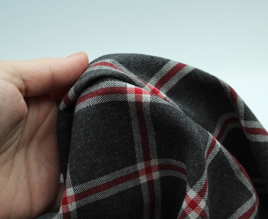 Tissu sergé de coton gratté organique imprimé tartan