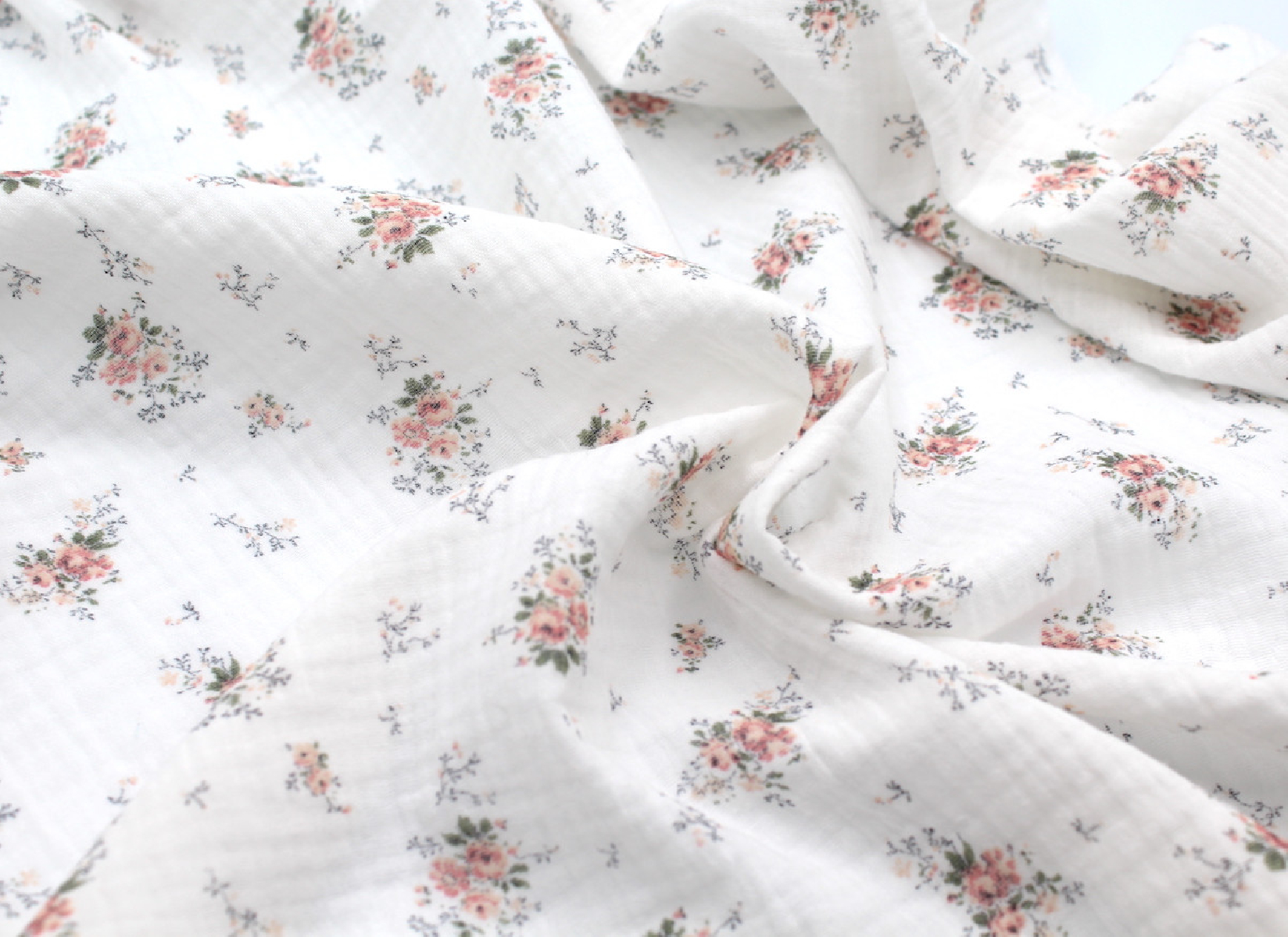 Romance - Double gaze de coton BIO motif exclusif bouquet romantique