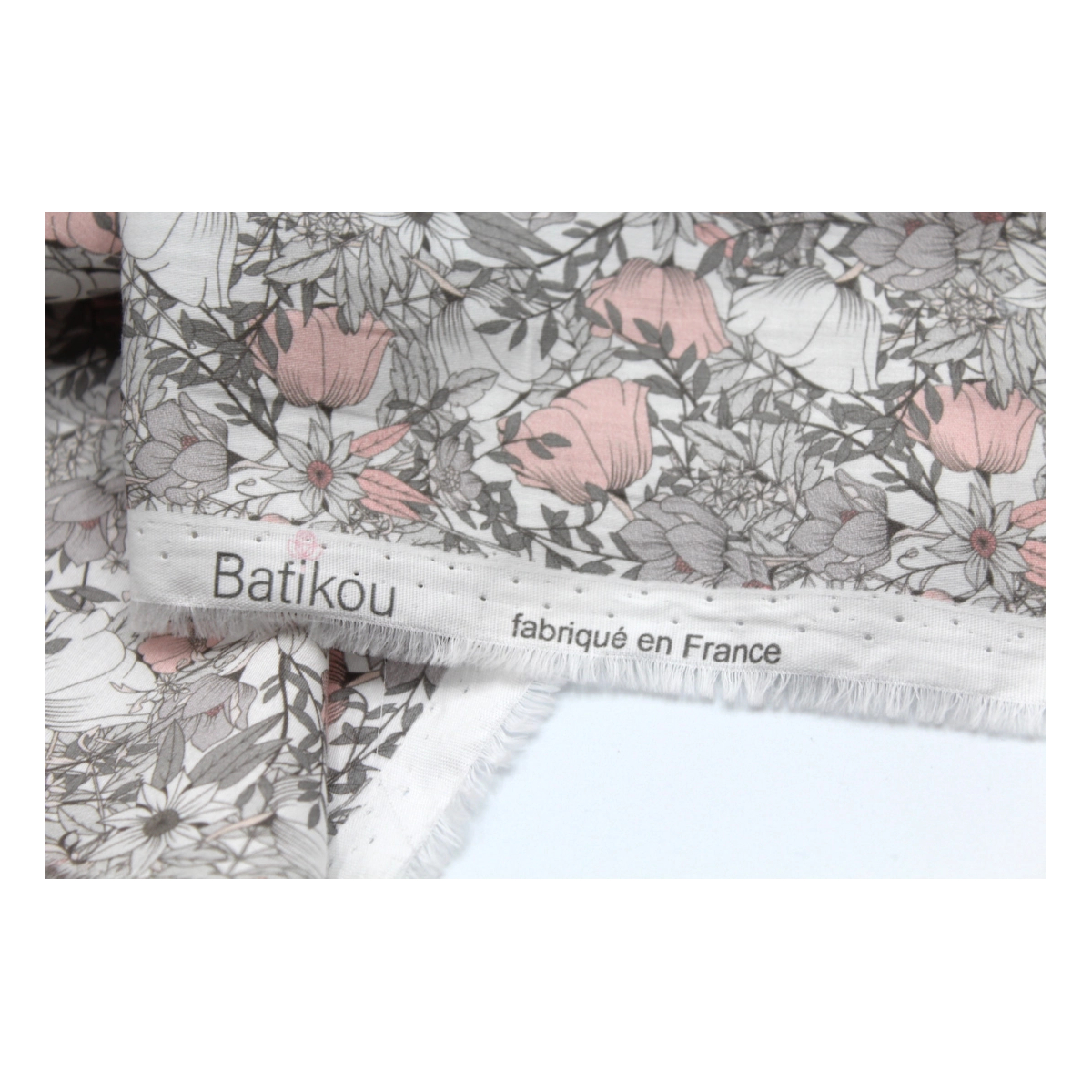Tissu exclusif Coton lawn motif Lina gris