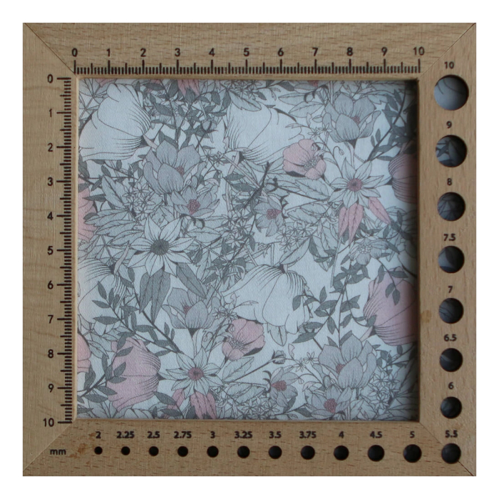 Tissu exclusif Coton lawn motif Lina gris