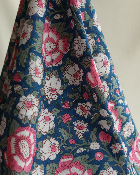 Neha - Tissu indien en coton imprimé main Hand Block Artisanal