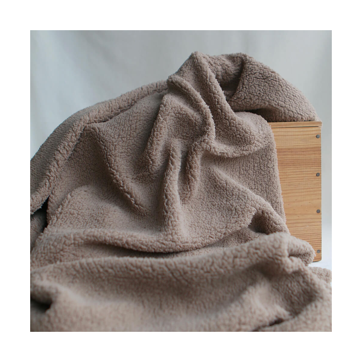 Teddy / moumoute bouclé coloris taupe