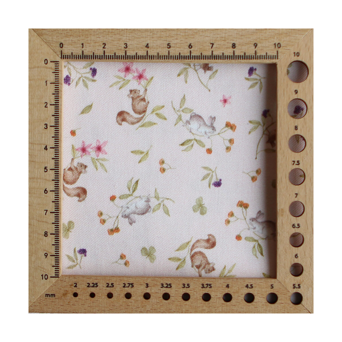 Biscotte - Tissu sergé de coton imprimé fleuri et animaux