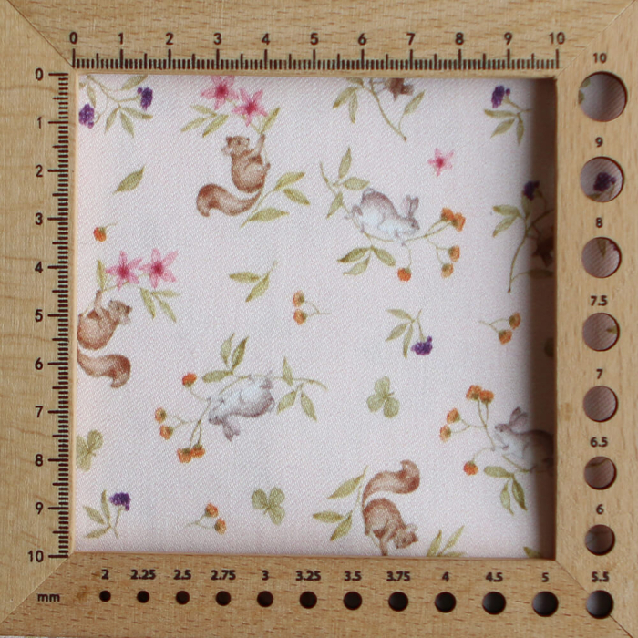 Biscotte - Tissu sergé de coton imprimé fleuri et animaux