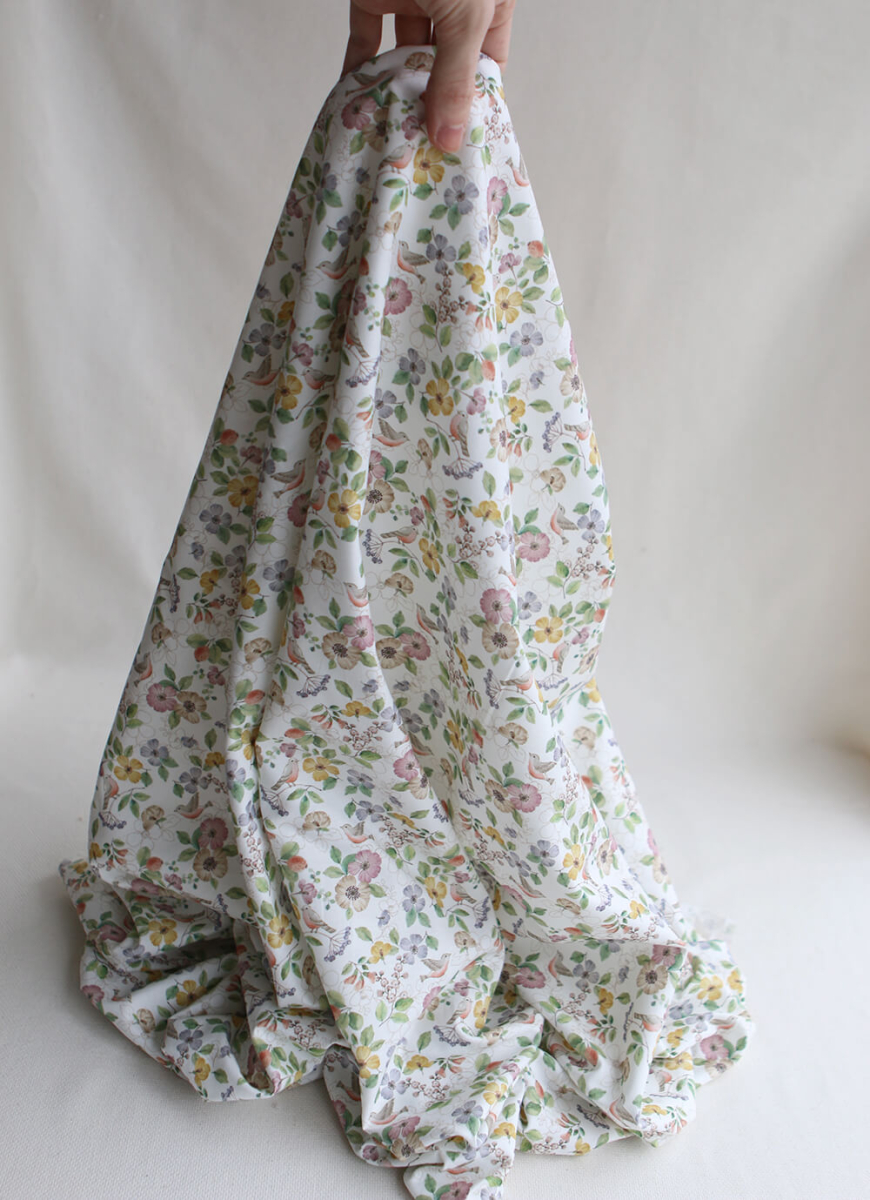 Airelle - Tissu sergé de coton imprimé fleuri et oiseaux