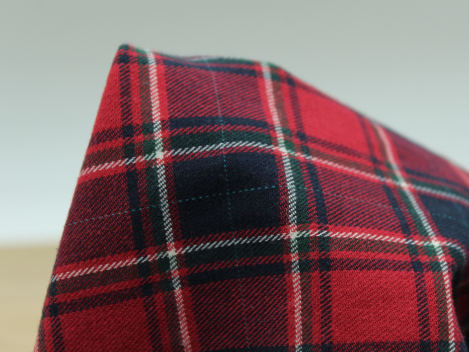 Tissu sergé de coton gratté organique imprimé tartan