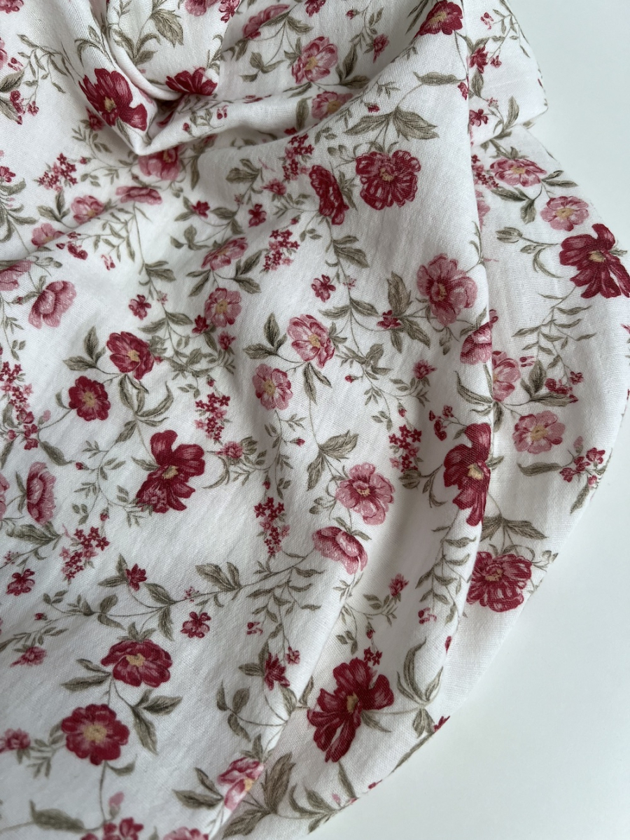 Romy - Double gaze de coton BIO blanc motif pourpre et vert Tissus issus de l'agriculture biologique  - 8