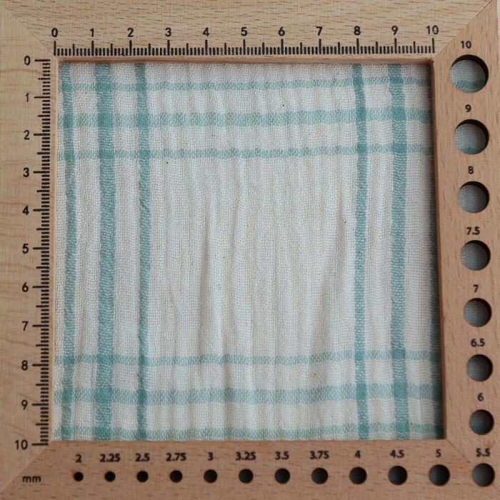 Double gaze de coton ivoire carreaux aqua