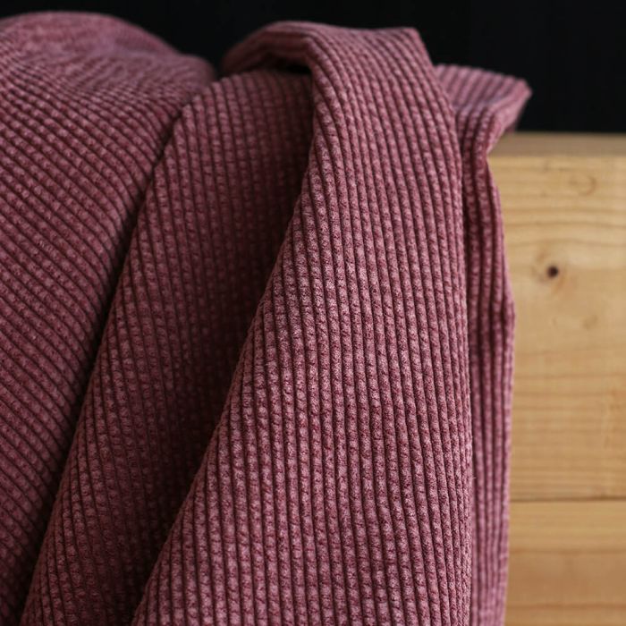 Velours côtelé coloris bois de rose