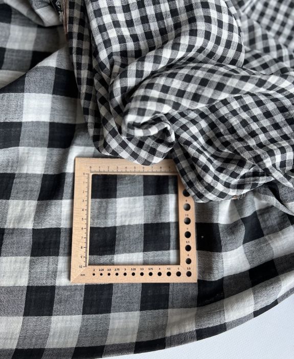 Double gaze de coton vichy réversible noir / blanc Qualité Oeko-tex - 4