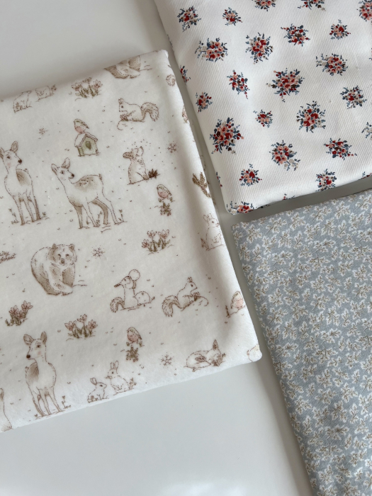 Robin - Velours de coton Nicky motif forêt tons beige Tissus issus de l'agriculture biologique  - 13