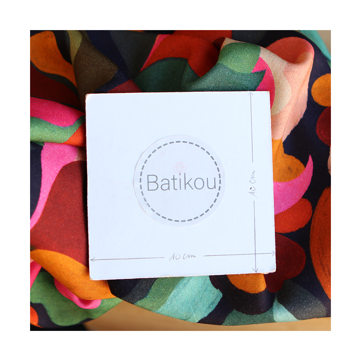 Abiva - Viscose imprimé graphique et fleuri fuschia