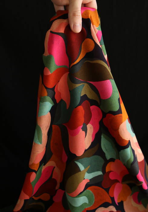 Abiva - Viscose imprimé graphique et fleuri fuschia