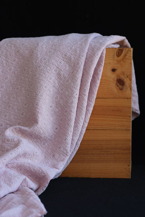 Double gaze de coton Suzy brodée coloris rose pétale