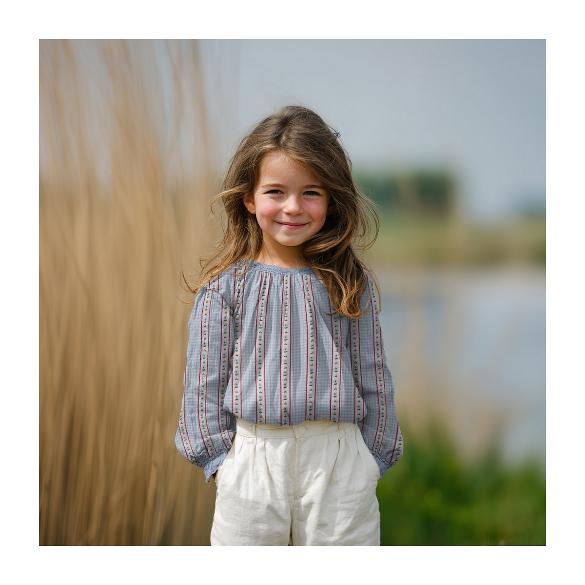 Tissu double gaze coton vendu mètre coupe Emilia vichy retro cerise fleuri