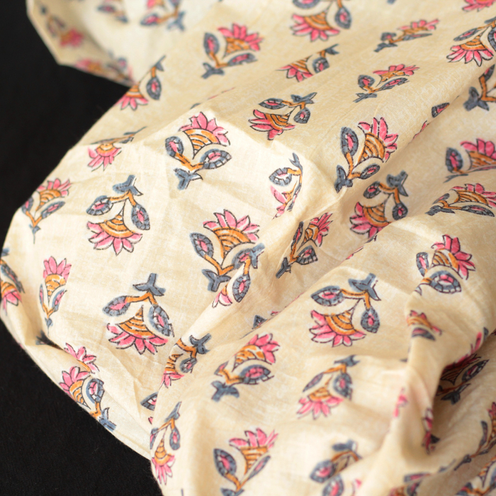 Tissu indien coton hand block traditionnel Parme