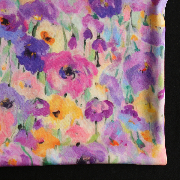 Emna - Viscose satinée imprimé fleuri parme 2