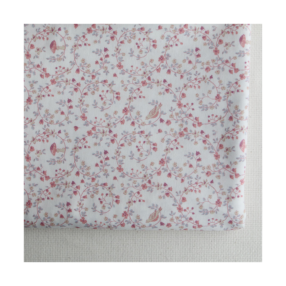 Plume - Tissu sergé de coton imprimé fleuri et oiseaux rose