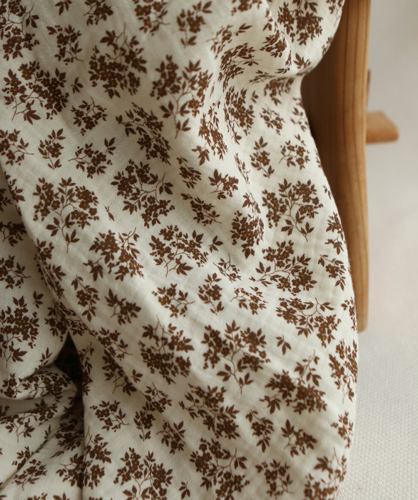 Soumeya - Double gaze coton BIO motif exclusif fond écru chocolat