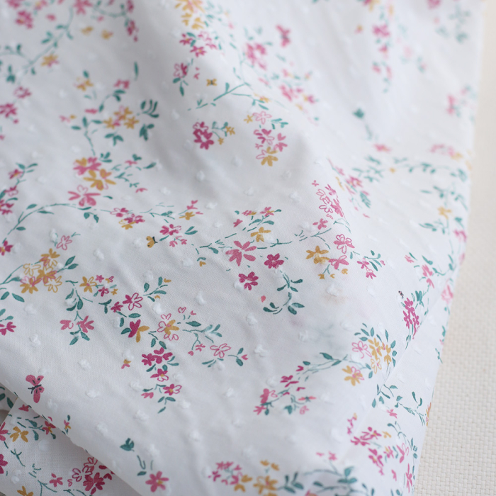 Coline - Plumetis de coton imprimé fleuri menthe et rose