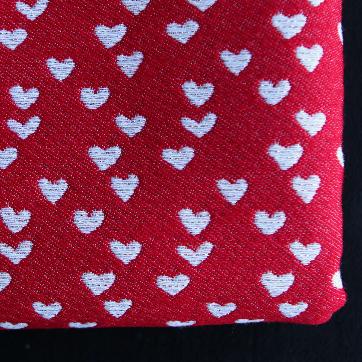 Merry - Tissu jacquard coeurs rouge et blanc / doré made in France