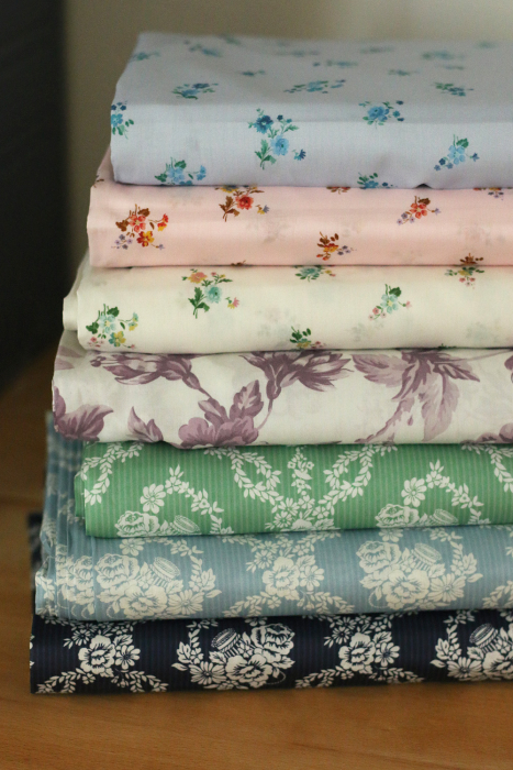 Liberty Tana Lawn® Bridgerton Garland Hampers B