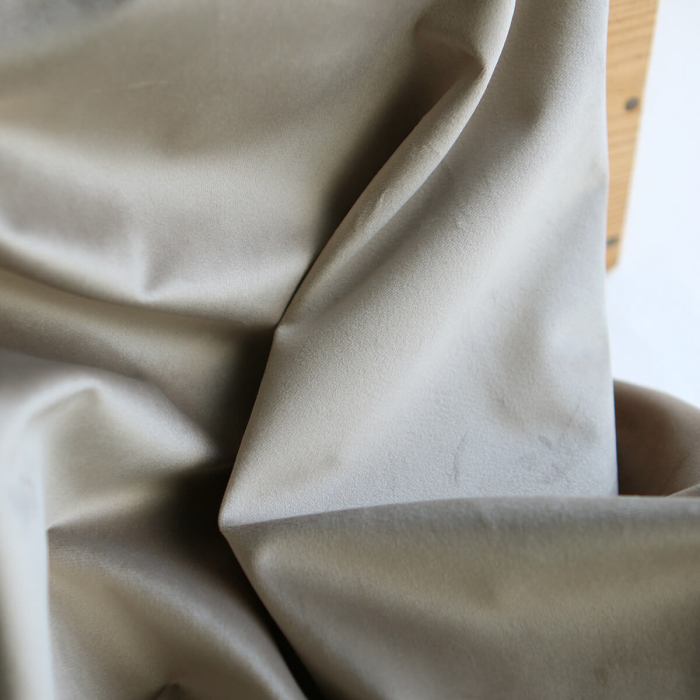 Velours ras coloris champagne