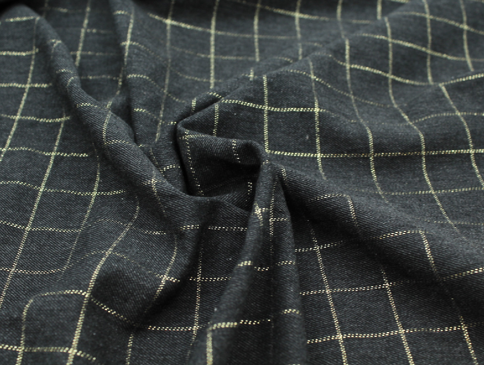 Tissu sergé de coton gratté organique imprimé tartan