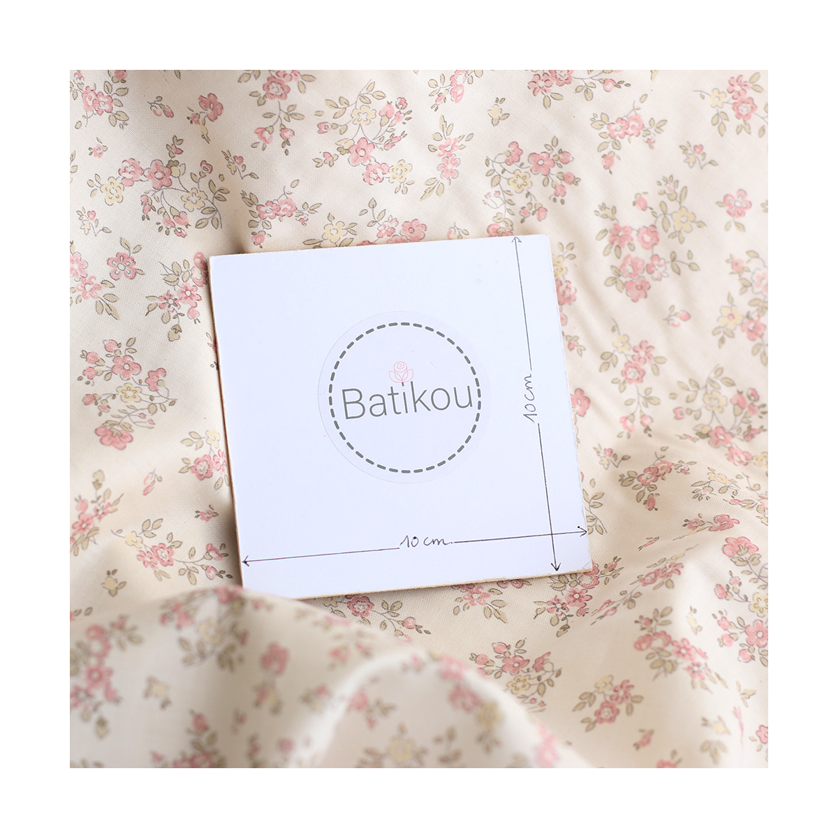 copy of Romy - Popeline douce coton organique fond ivoire imprimé fleuri