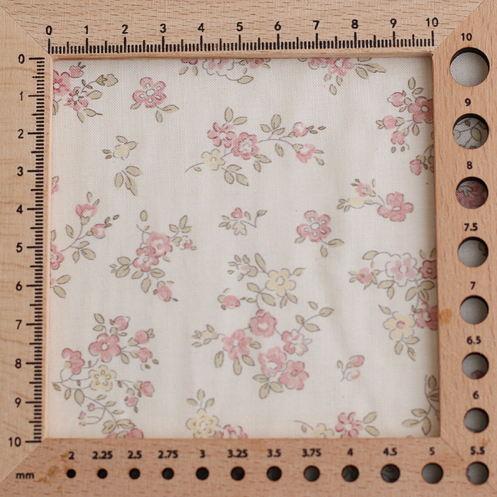 copy of Romy - Popeline douce coton organique fond ivoire imprimé fleuri