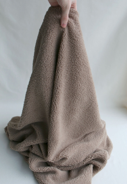 Teddy / moumoute bouclé coloris taupe 2