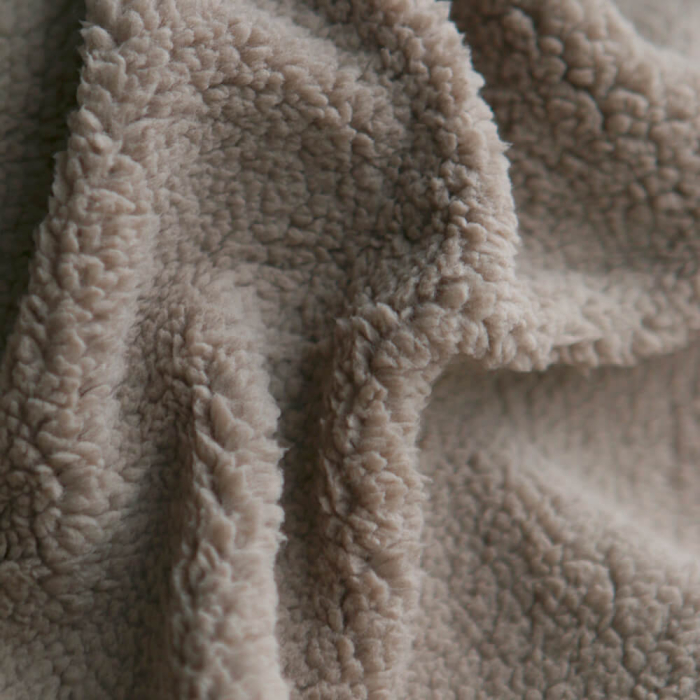 Teddy / moumoute bouclé coloris taupe