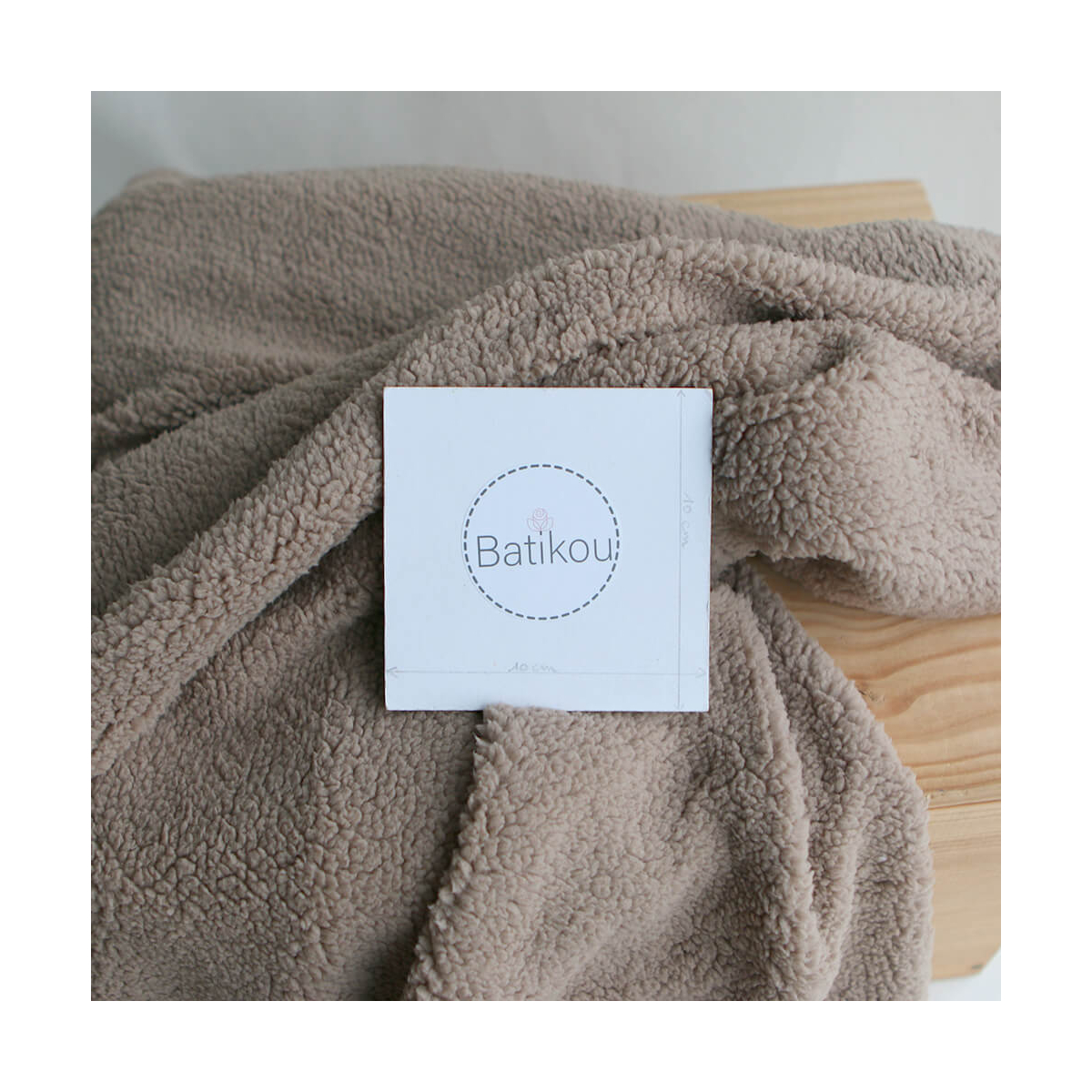 Teddy / moumoute bouclé coloris taupe