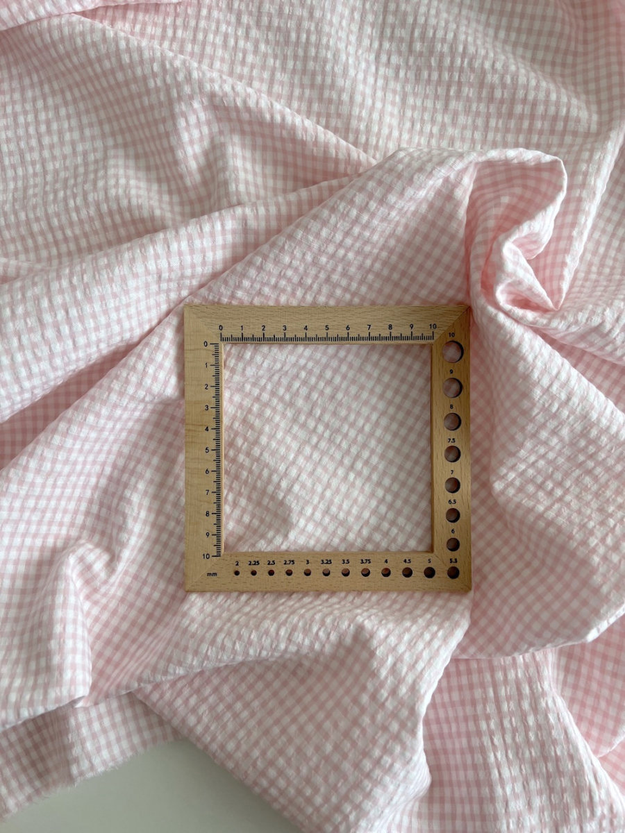 Seersucker / Coton gaufré vichy mini 3mm rose dragée / blanc