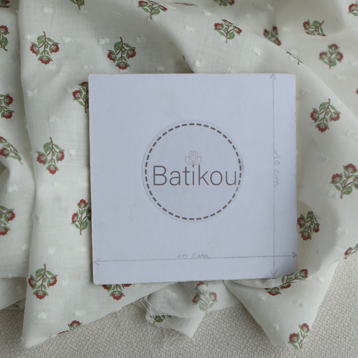 Hazel - Plumetis de coton imprimé fleuri vert et rouge