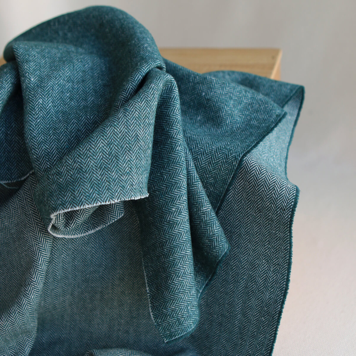 copy of Tissu chevrons texturé coton / laine coloris framboise