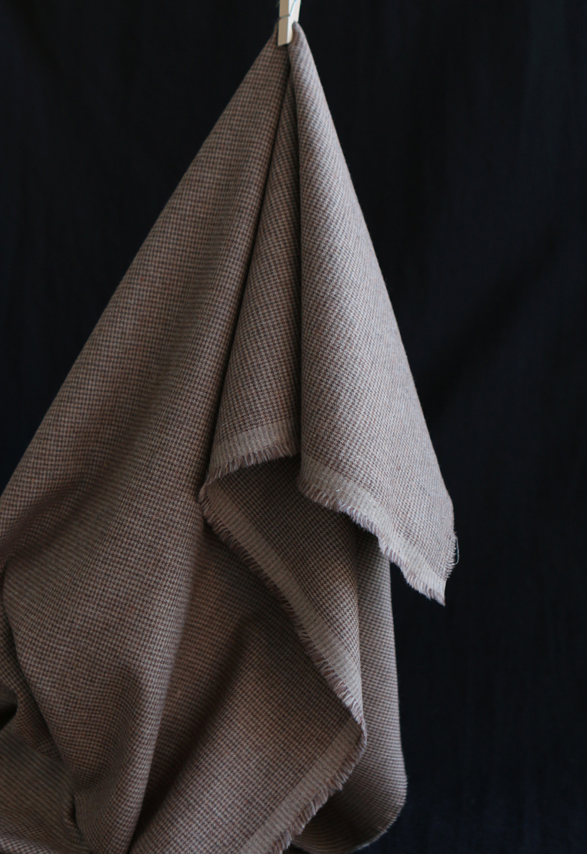 Coco - Coton gratté doux tissage mini pied de poule (pied de puce) Marron