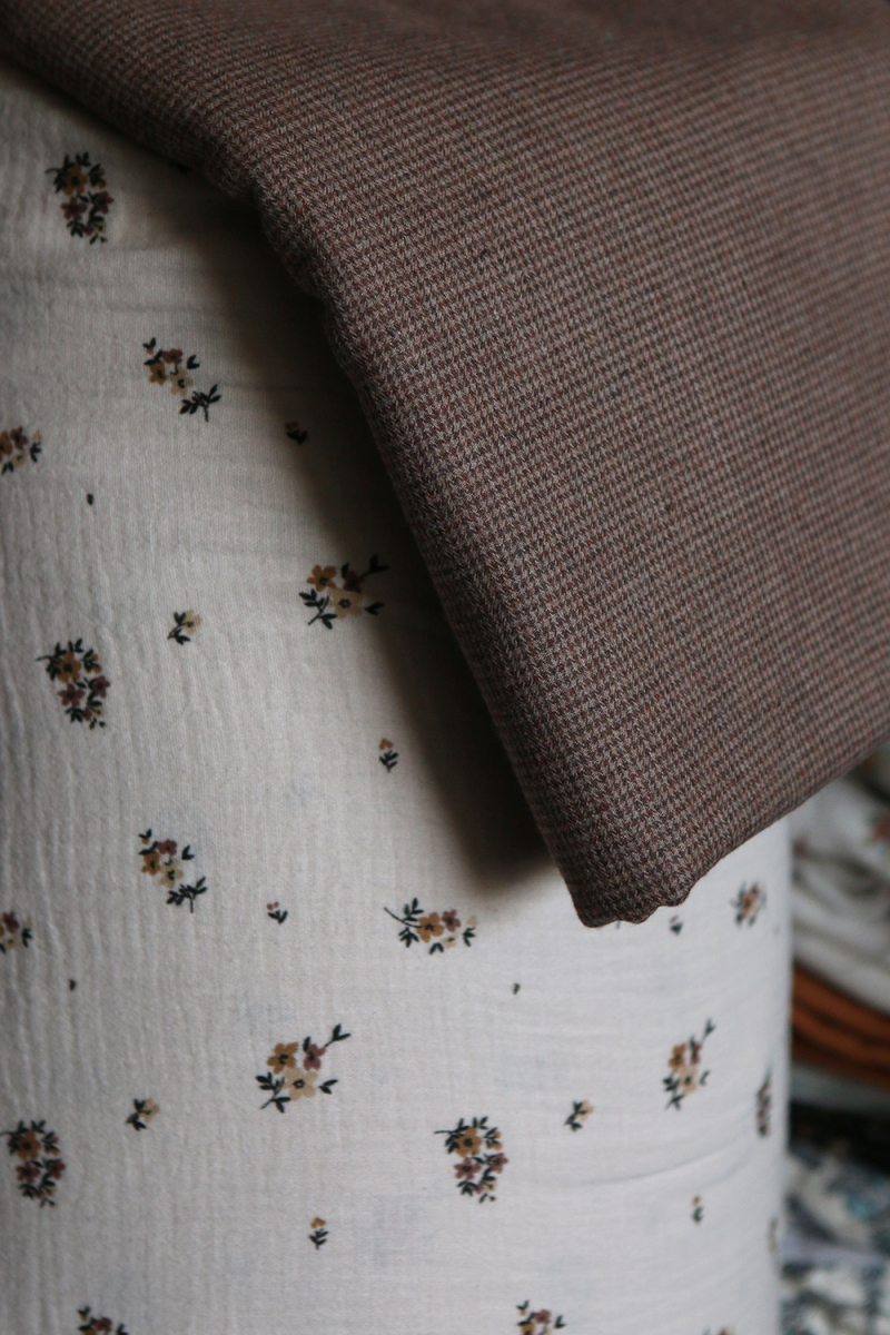 Coco - Coton gratté doux tissage mini pied de poule (pied de puce) Marron