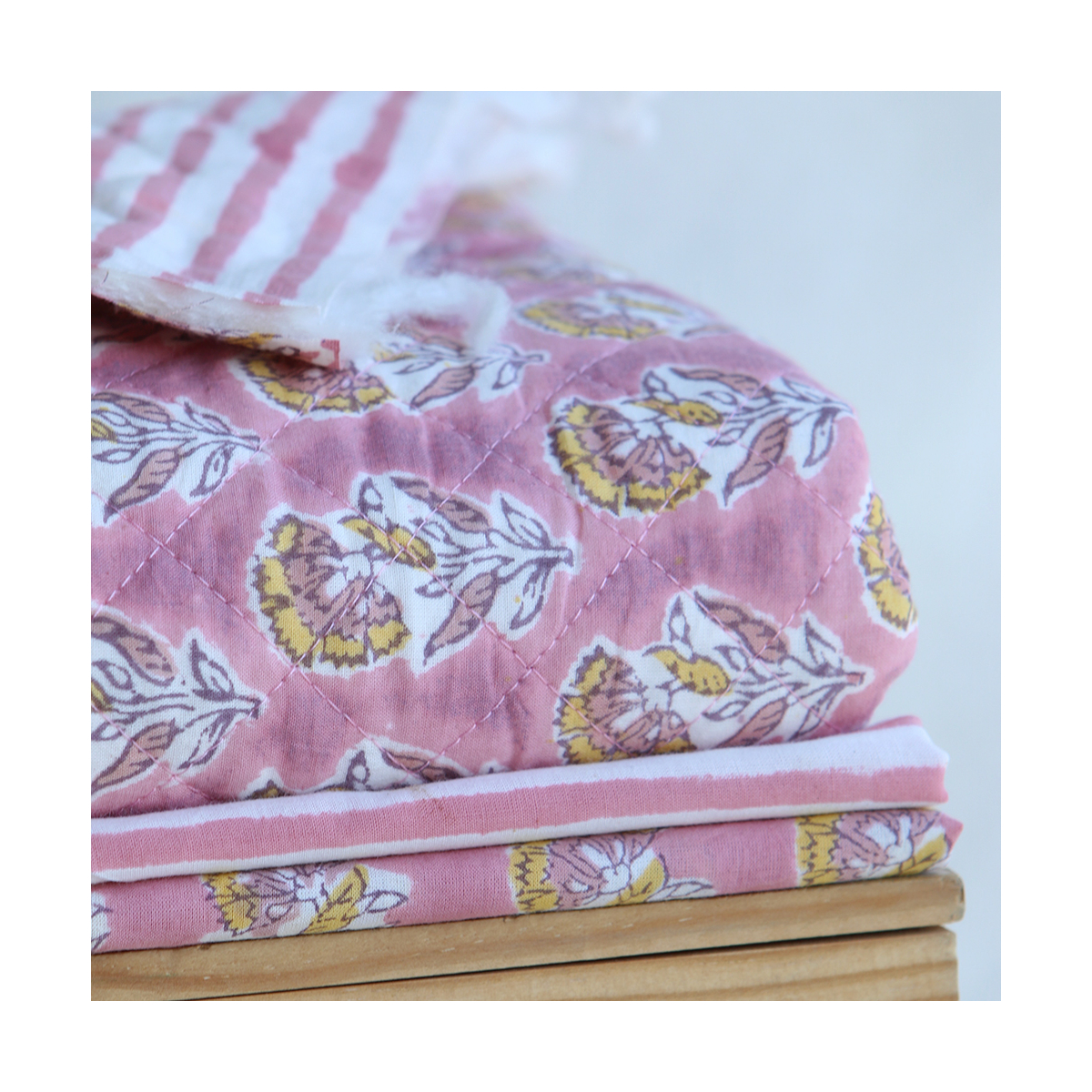 Ishara B - Tissu indien en coton imprimé main Hand Block