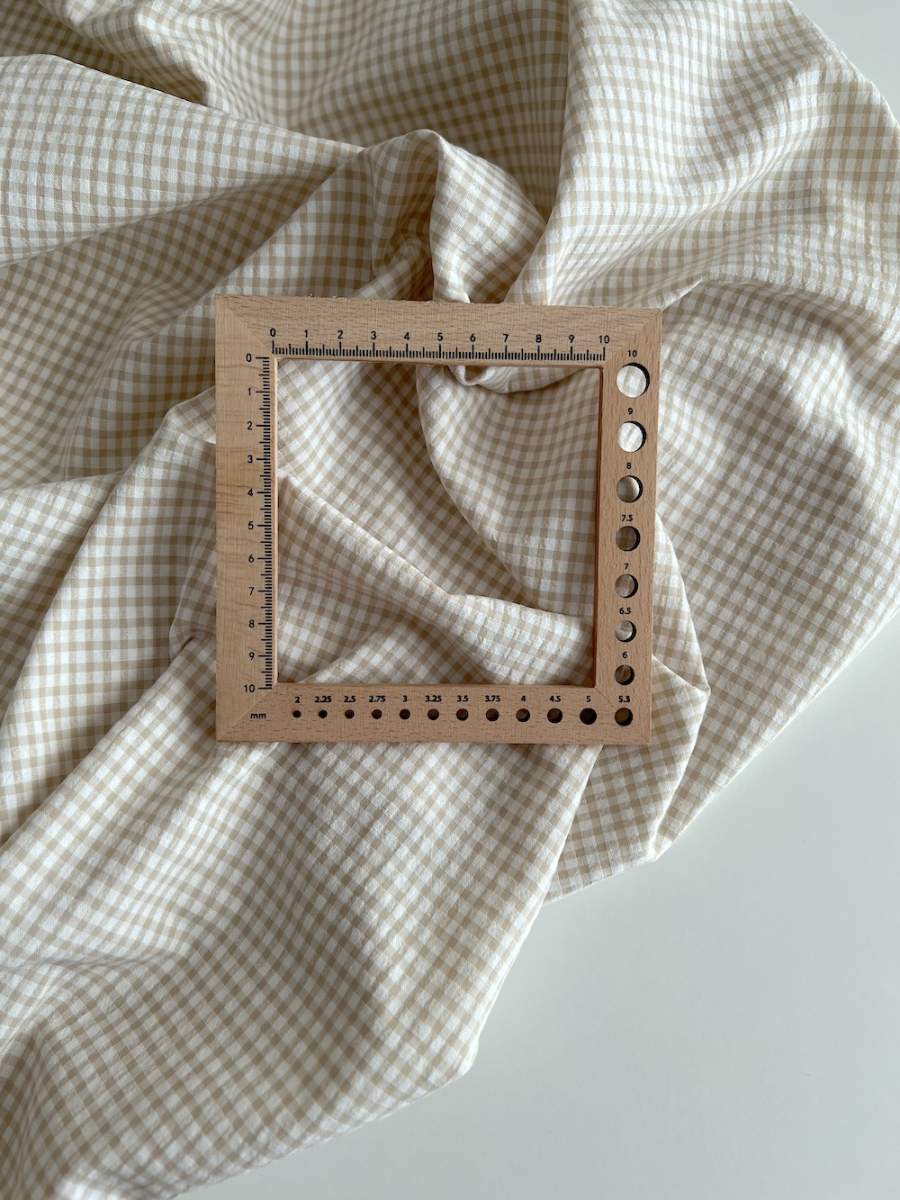 Seersucker / Coton gaufré vichy mini 3mm biscuit / blanc Batikou - 3