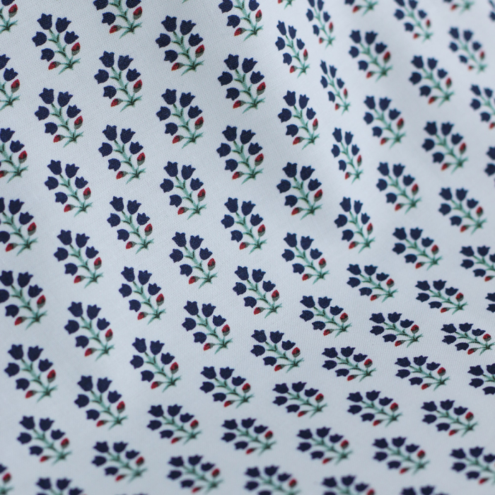copy of Scarlett - Popeline douce coton organique fond ivoire fleuri bleu