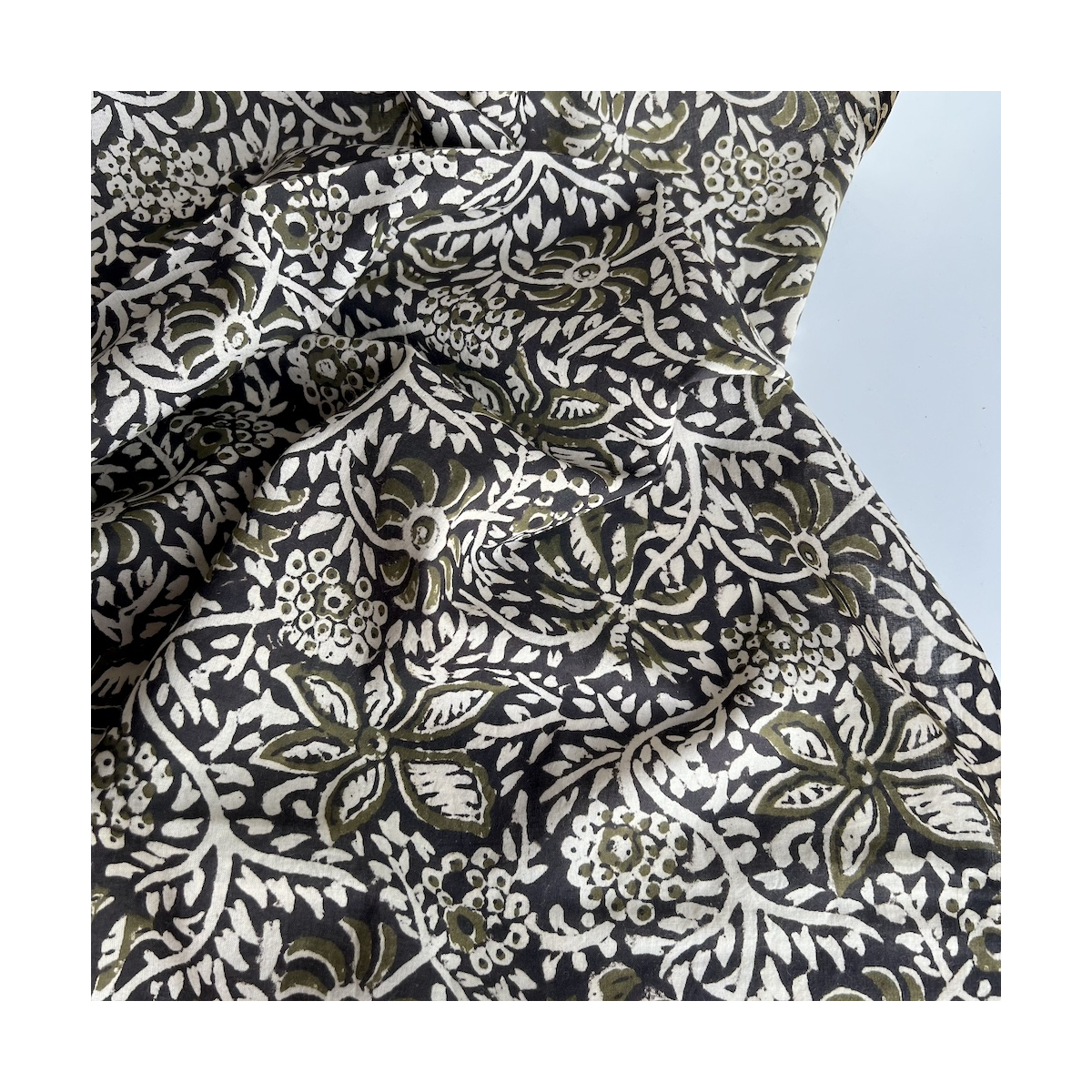 Tissu indien coton hand block traditionnel kaki / noir Batikou - 1