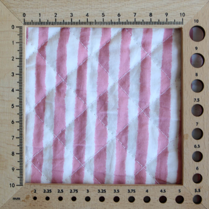 Ishara - Tissu indien matelassé double face coton hand block largeur 100cm