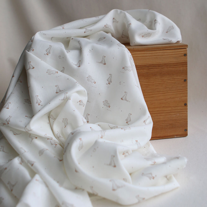 Anatole - Tissu sergé / twill fin coton organique imprimé petites oies