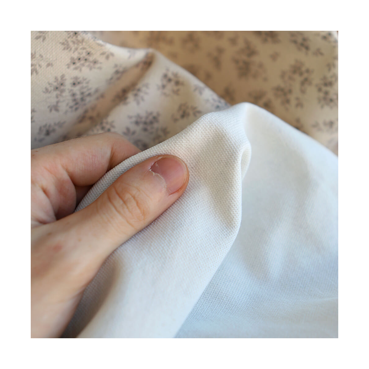 Soumeya - Toile de coton canvas motif exclusif taupe