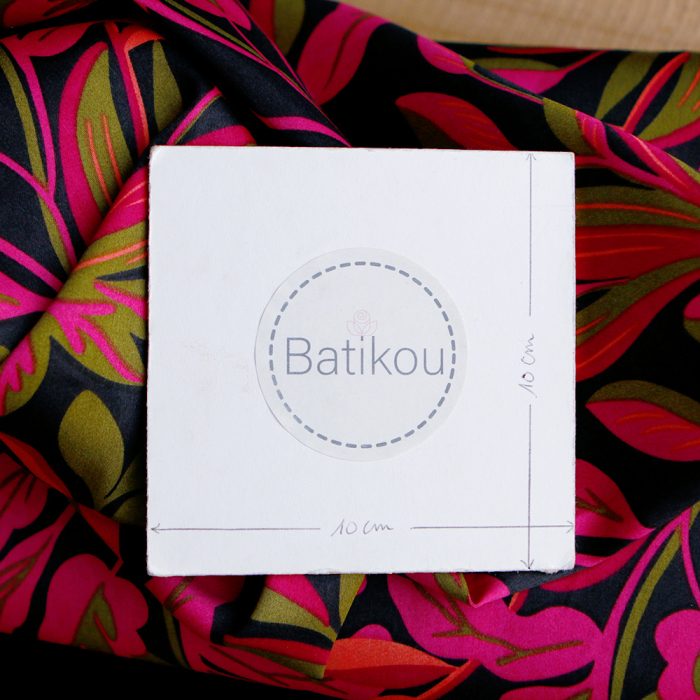 Nerida - Coton satiné Nerida Hansen à imprimé fleuri noir et fuschia