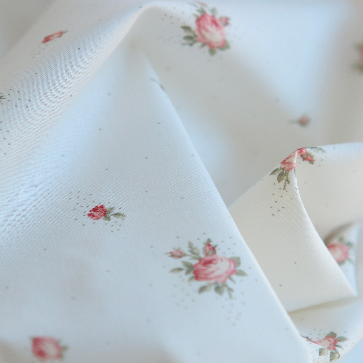 Christine - Popeline douce coton BIO organique fond blanc exclusif vert et rose